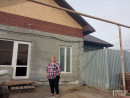 «Не ожидали такой поддержки от незнакомых людей». Семья из Нижнего Тагила, которая осталась без крыши над головой из-за пожара, отпраздновала новоселье 