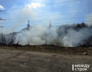 В Нижнем Тагиле на ГГМ горела нелегальная свалка за гаражами (ВИДЕО)
