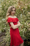 Актриса из Нижнего Тагила Арина Постникова рассказала в эксклюзивном интервью АН «Между строк» о втором сезоне сериала «Война семей» на ТНТ, связи с родным городом и о роли, которую она мечтает сыграть Актриса из Нижнего Тагила Арина Постникова рассказала в эксклюзивном интервью АН «Между строк» о втором сезоне сериала «Война семей» на ТНТ, связи с родным городом и о роли, которую она мечтает сыграть