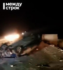 На Серовском тракте под Нижним Тагилом «Газель» на полной скорости влетела в автомобиль ДПС, экипаж которого оформлял ДТП (ВИДЕО)