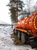 В Нижнем Тагиле рядом с Луганским мостом произошла крупная коммунальная авария (ВИДЕО)