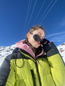 «Вершины в познании самого себя не существует. Поэтому моё путешествие продолжается». Тагильчанка Полина Манакова поднялась на гору Эльбрус и сняла фильм о невероятном восхождении (ВИДЕО)