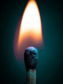 Житель Нижнего Тагила из-за ревности поджёг свою бывшую Житель Нижнего Тагила из-за ревности поджёг свою бывшую