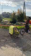 В Нижнем Тагиле безответственный отец подвергает угрозе детей на дороге (ВИДЕО) В Нижнем Тагиле безответственный отец подвергает угрозе детей на дороге (ВИДЕО)