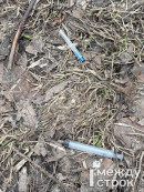 В центре Нижнего Тагила детская площадка усыпана использованными шприцами