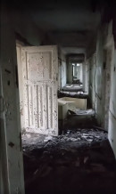 Как в Чернобыле. Тагильчанин снял видео из заброшенного здания «Седьмой каменной» больницы на Вагонке Как в Чернобыле. Тагильчанин снял видео из заброшенного здания «Седьмой каменной» больницы на Вагонке