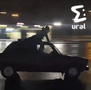 В Нижнем Тагиле дрифт на «Жигулях» с пассажиром на крыше закончился столкновением со столбом В Нижнем Тагиле дрифт на «Жигулях» с пассажиром на крыше закончился столкновением со столбом
